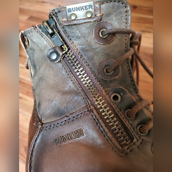 Vintage Tara Brown Bunker Boots - Picture 5 of 6